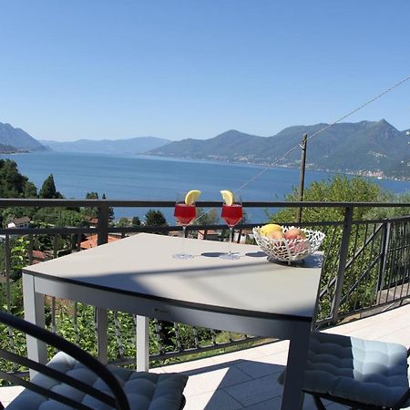 Casa Colmegna Mit Traumhaften See- Und Bergblick Luino Eksteriør bilde