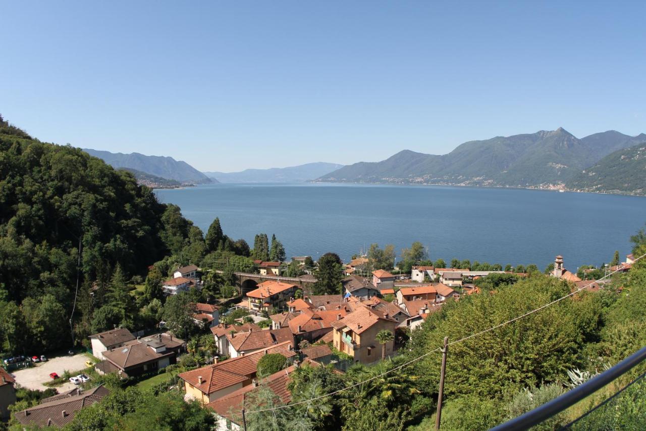 Casa Colmegna Mit Traumhaften See- Und Bergblick Luino Eksteriør bilde